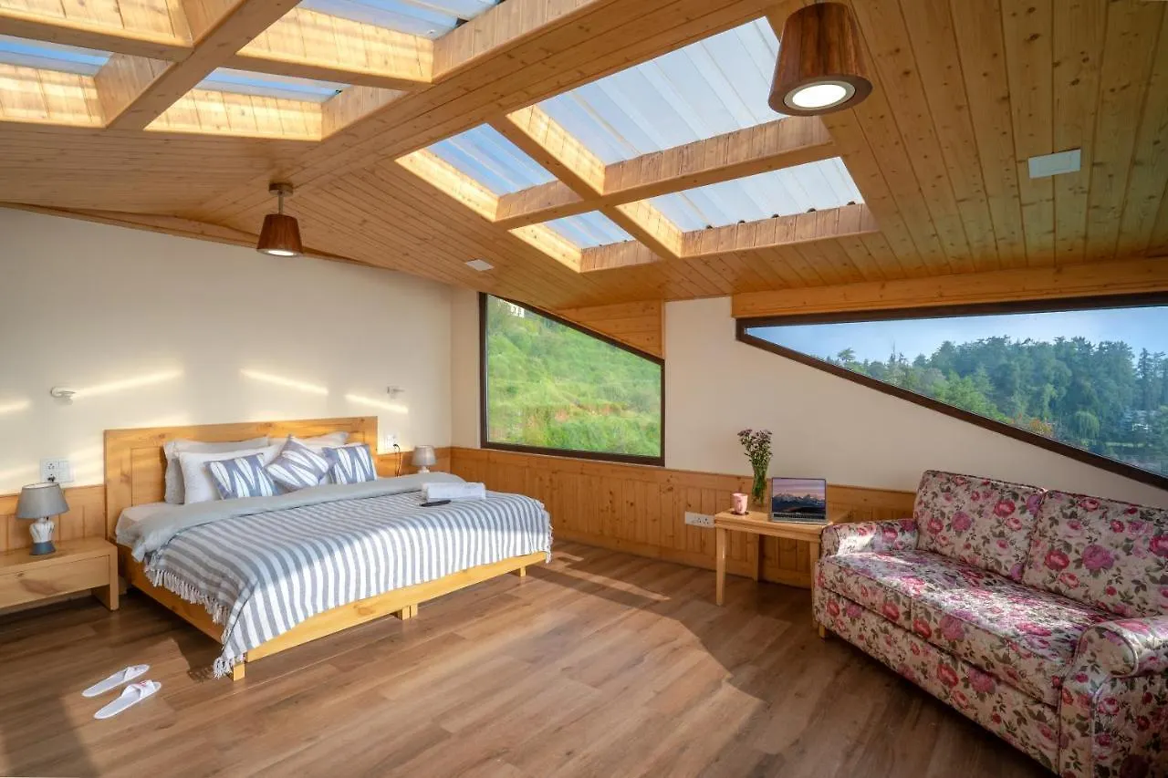 Hostie Mystica-Highest Penthouse With Terrace, Mashobra Apartment Shimla
